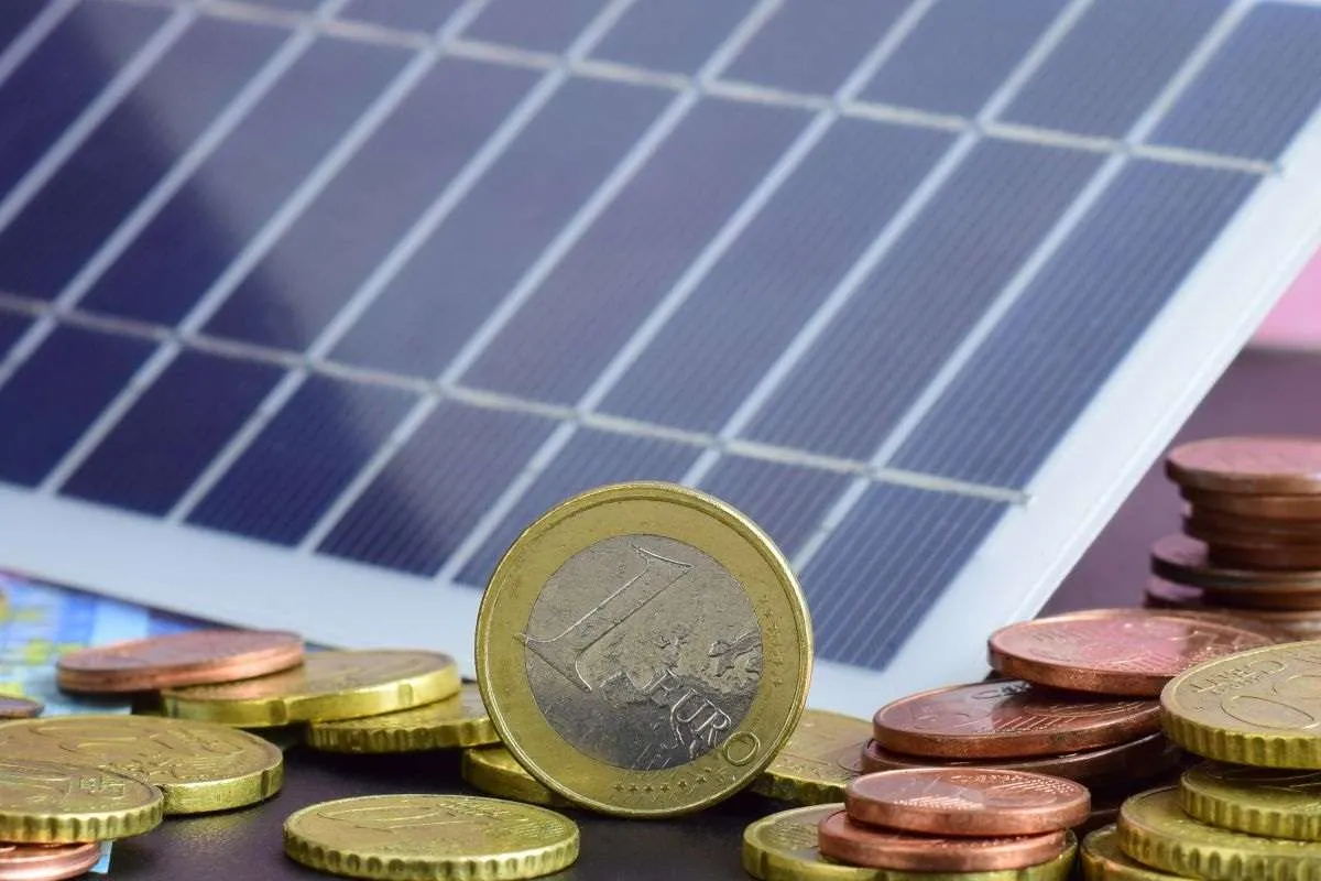 Moduli FV, prezzi europei risentono dei nuovi equilibri commerciali
