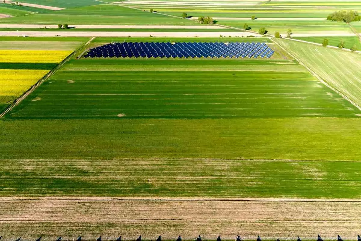 Come scegliere un terreno per un impianto fotovoltaico